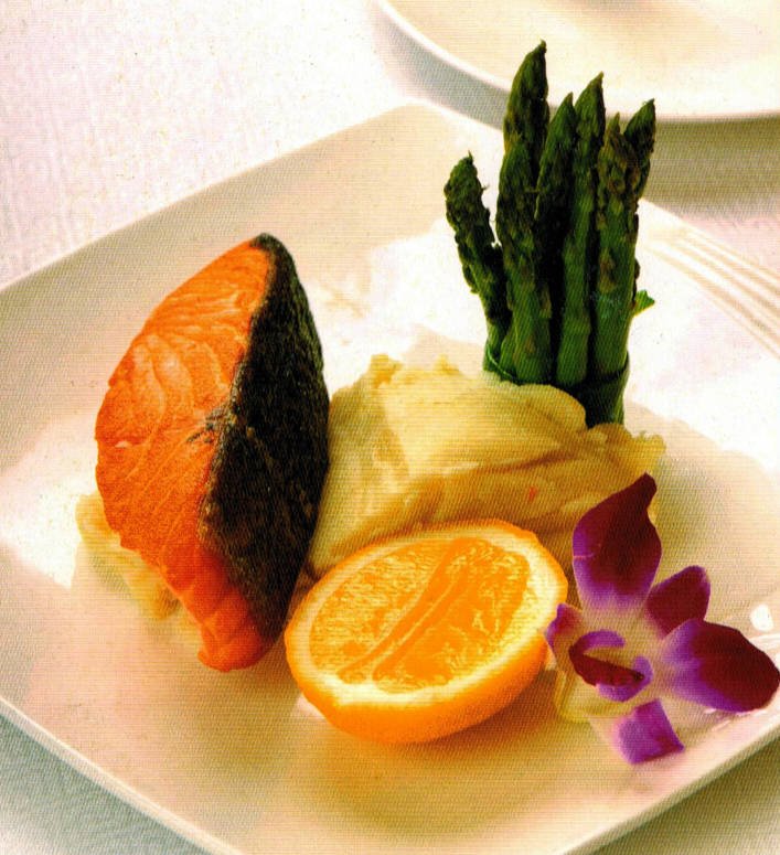How to Cook Mashed Potatoes and Pan-Seared Salmon with Asparagus